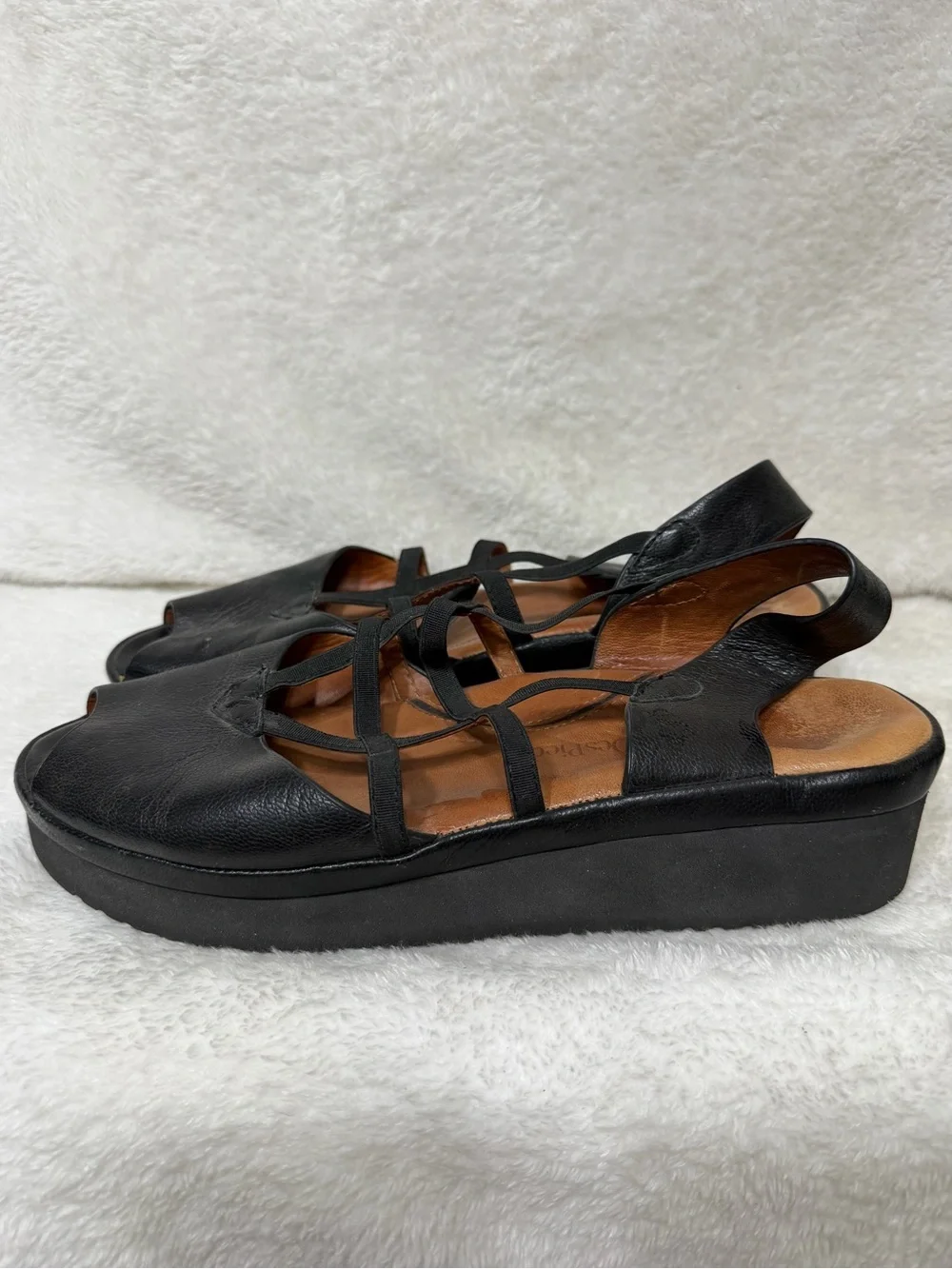 L’amour des pieds Adelais platform wedge sandals in black leather Size 10